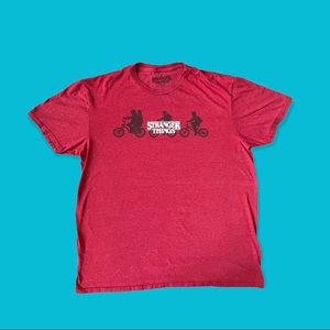 Stranger Things T-Shirt Netflix Cotton Blend Red Men Size Large